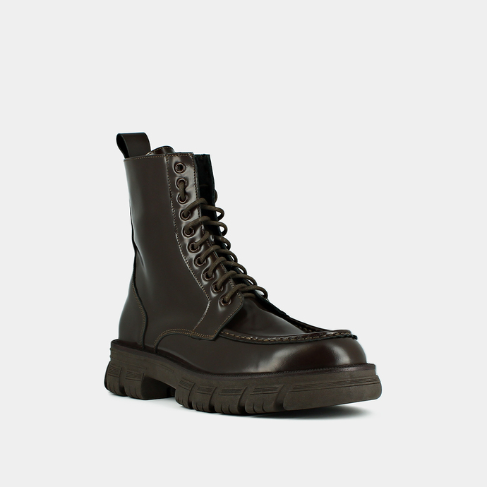 Boots à lacets et semelles épaisses  en cuir glacé marron
