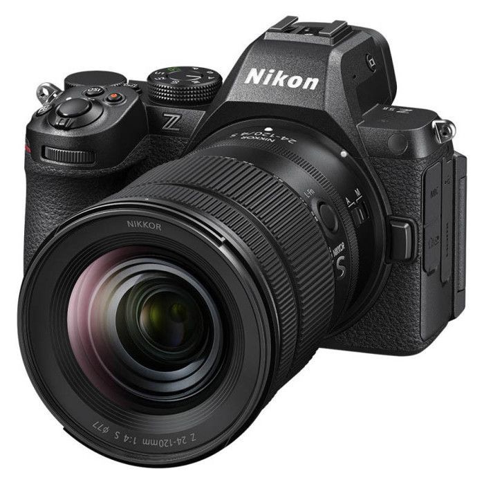 Fotocamera ibrida Nikon Z5 II + obiettivo Z 24-120mm f/4