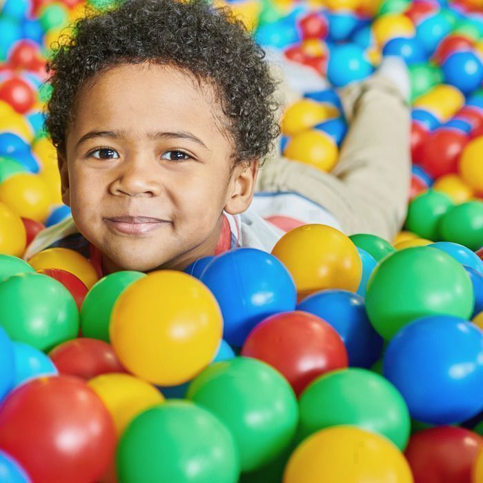 Pelotas MISIOO para piscina de bolas para bebés y niños, de plástico de colores, 6 cm, 200 pelotas: amarillo/rojo/azul/verde
