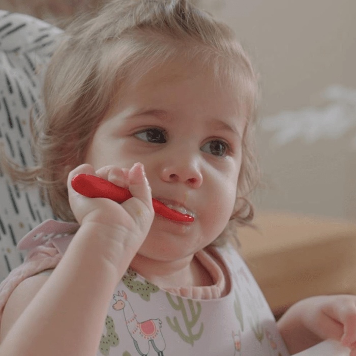 Juego de 3 cucharas para bebés - NUBY - Silicona - A partir de 6 meses - Azul / Rojo / Verde