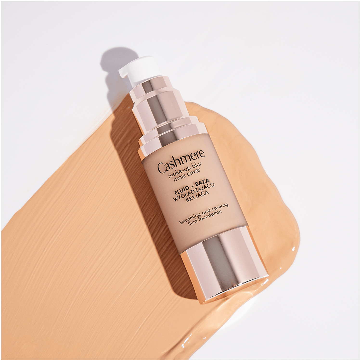 Base fluida suavizante e de cobertura Cashmere bege 03 30ml Make-up Blur Maxi Cover