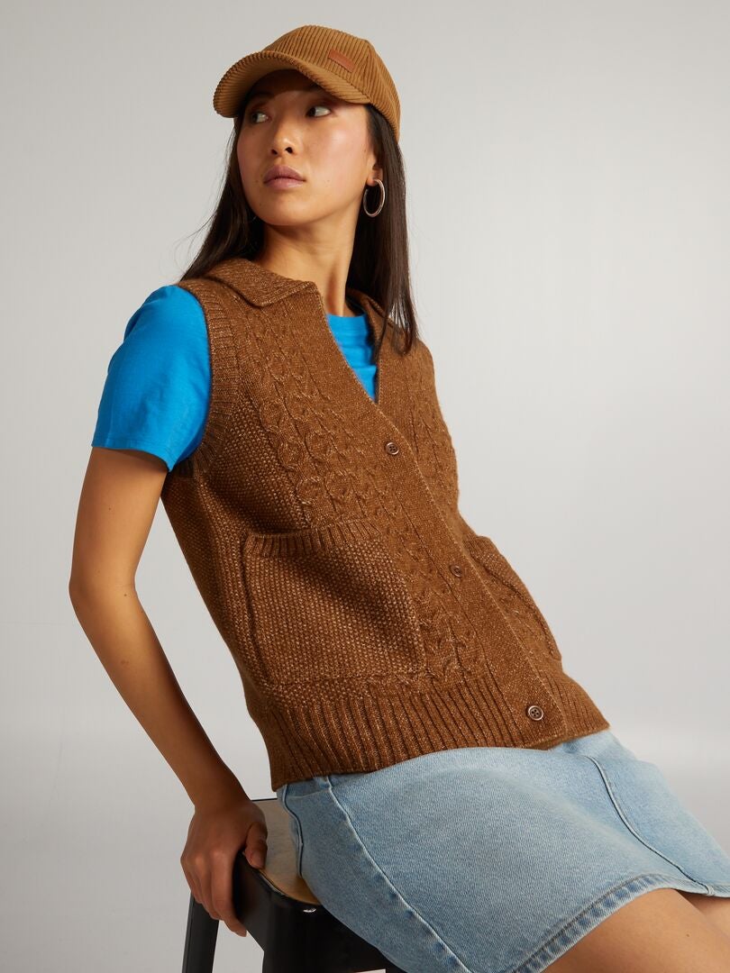 Gebreid vest - BRUIN