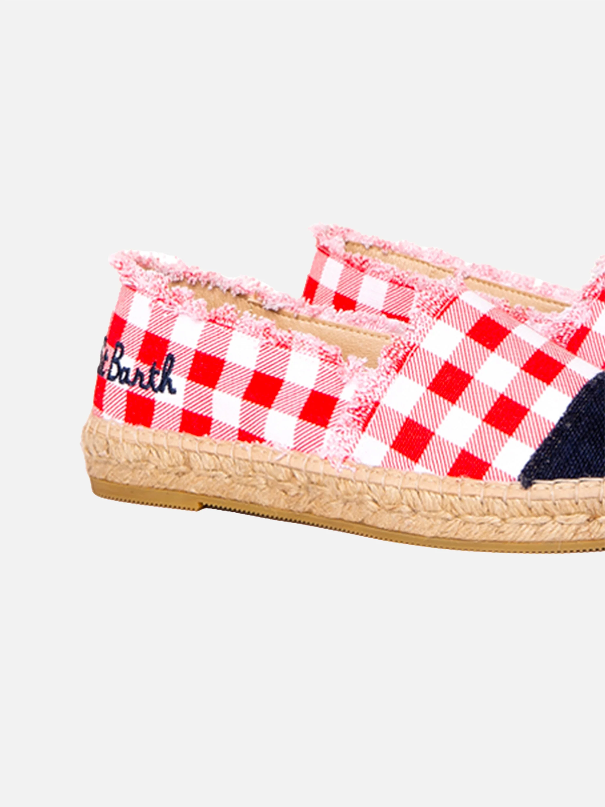 Espadrilles aus Vichy-Stoff mit Stickerei