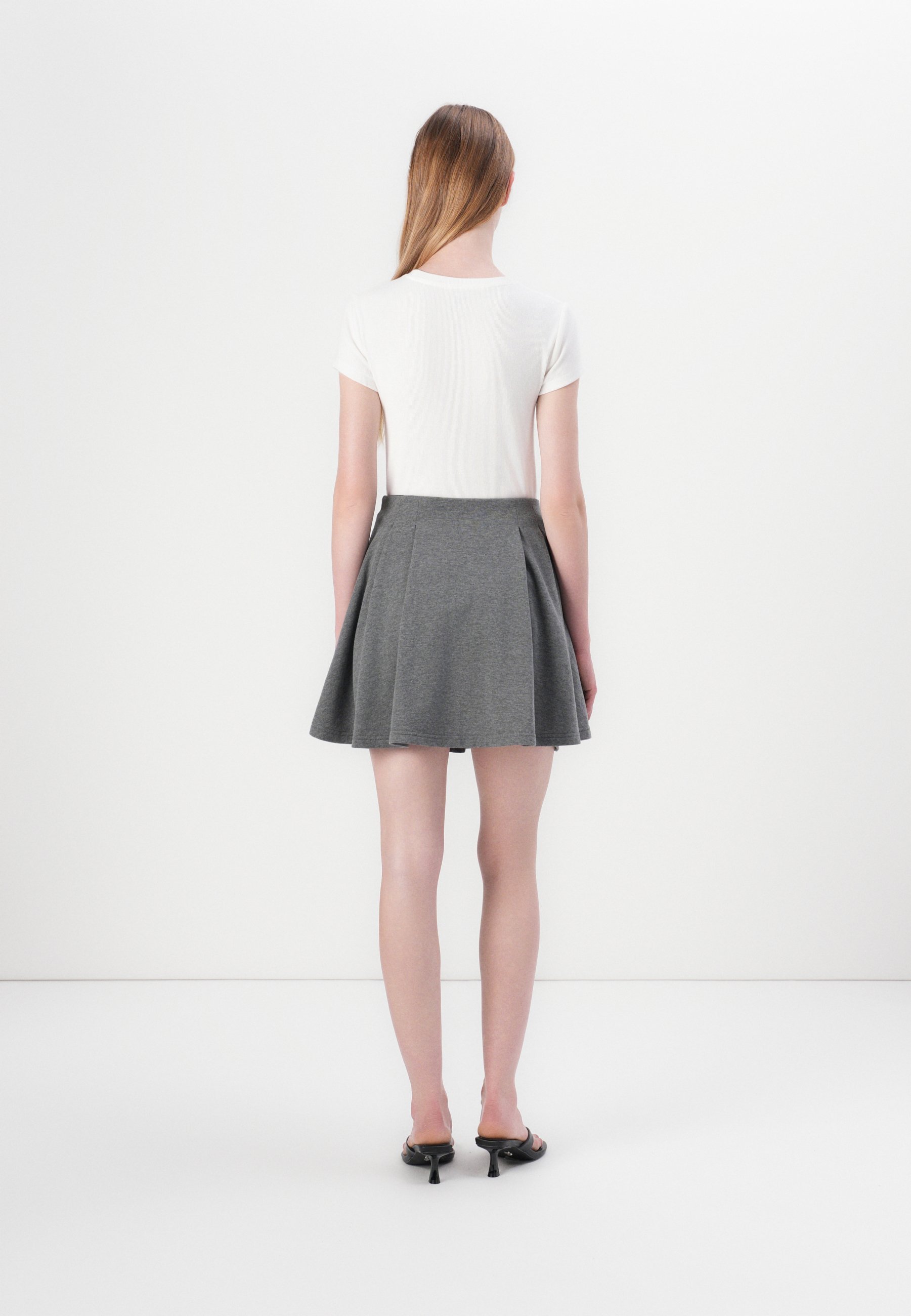 Pieces PCCHILLI SUMMER PLEAT SKIRT - Spódnica mini - średni szary melanż