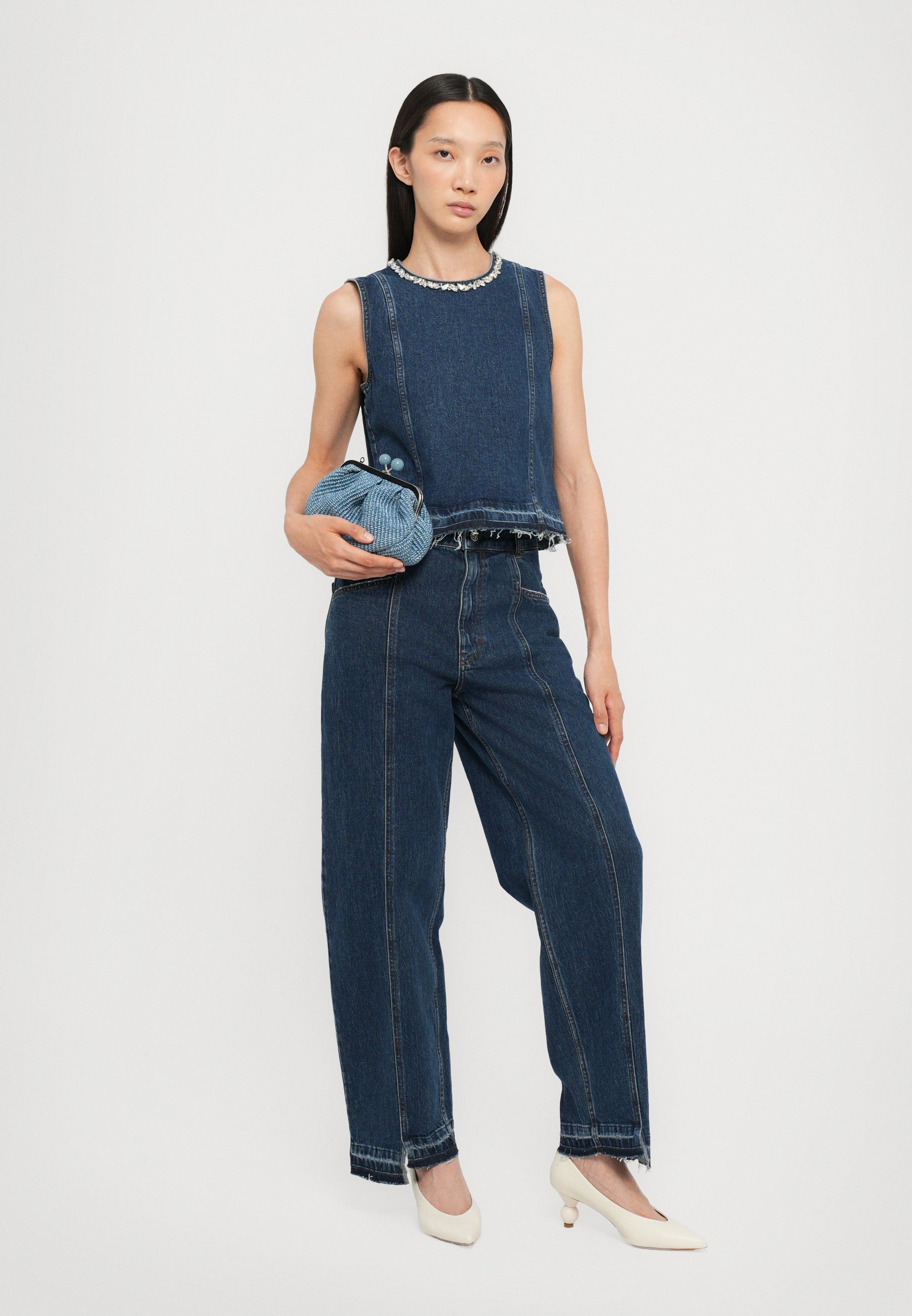 Tree and Horse Garden NANYA - Relaxed fit jeans - donkerblauwe denim