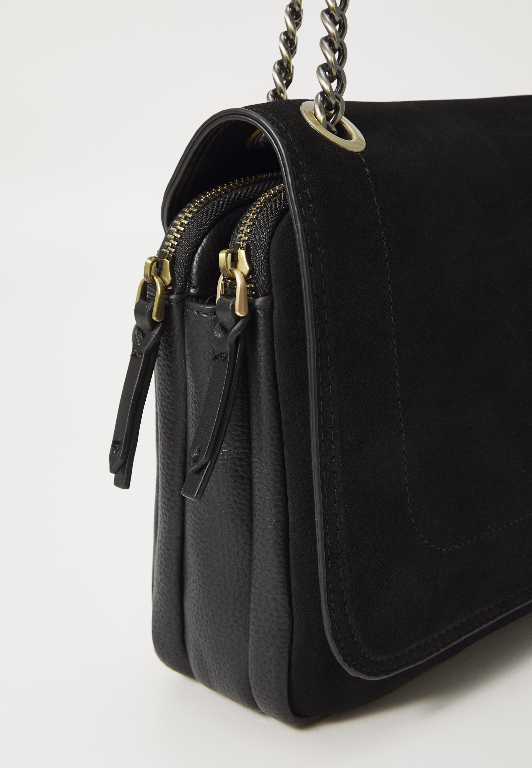 PARFOIS SHOULDER RAXE - Handtas - black