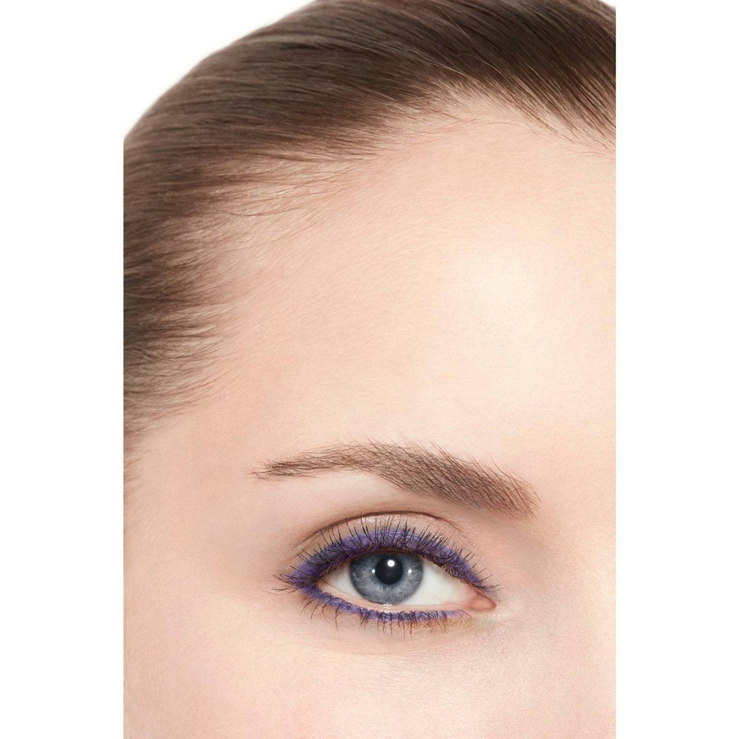 CHANEL sjenilo za oči OMBRE ESSENTIELLE - 2,2 g