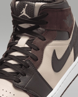 Air Jordan 1 Mid SE Men's Shoes