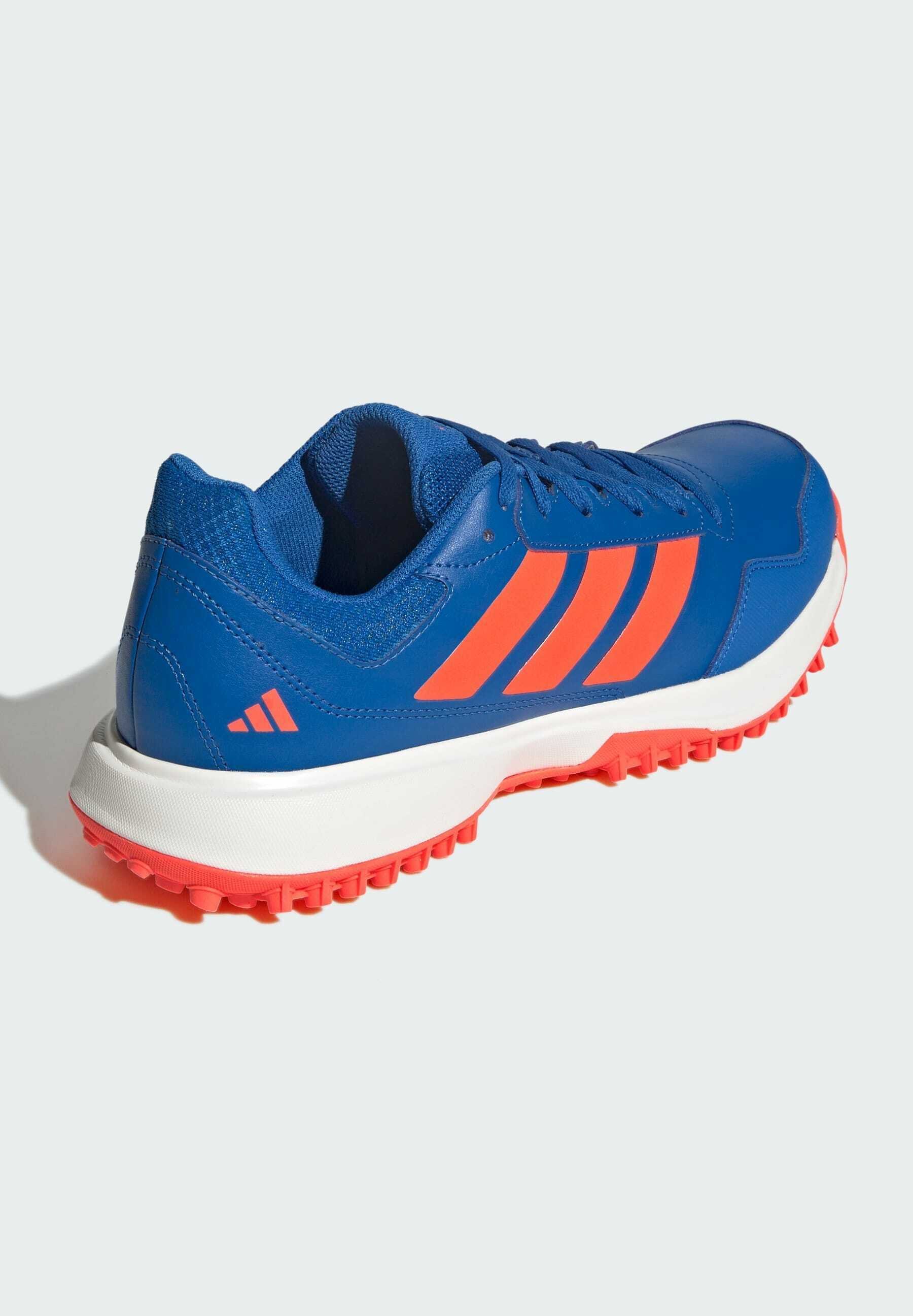 Chaussures de randonnée adidas Performance - blanc royal éclatant blanc cassé