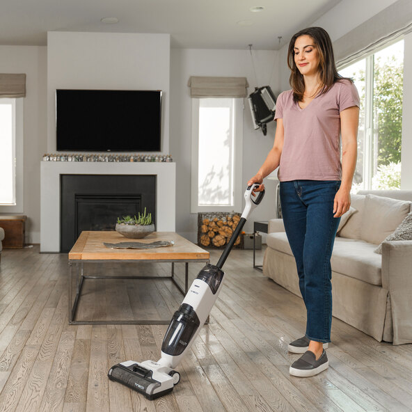 iFloor2 Plus cordless wet/dry vacuum cleaner