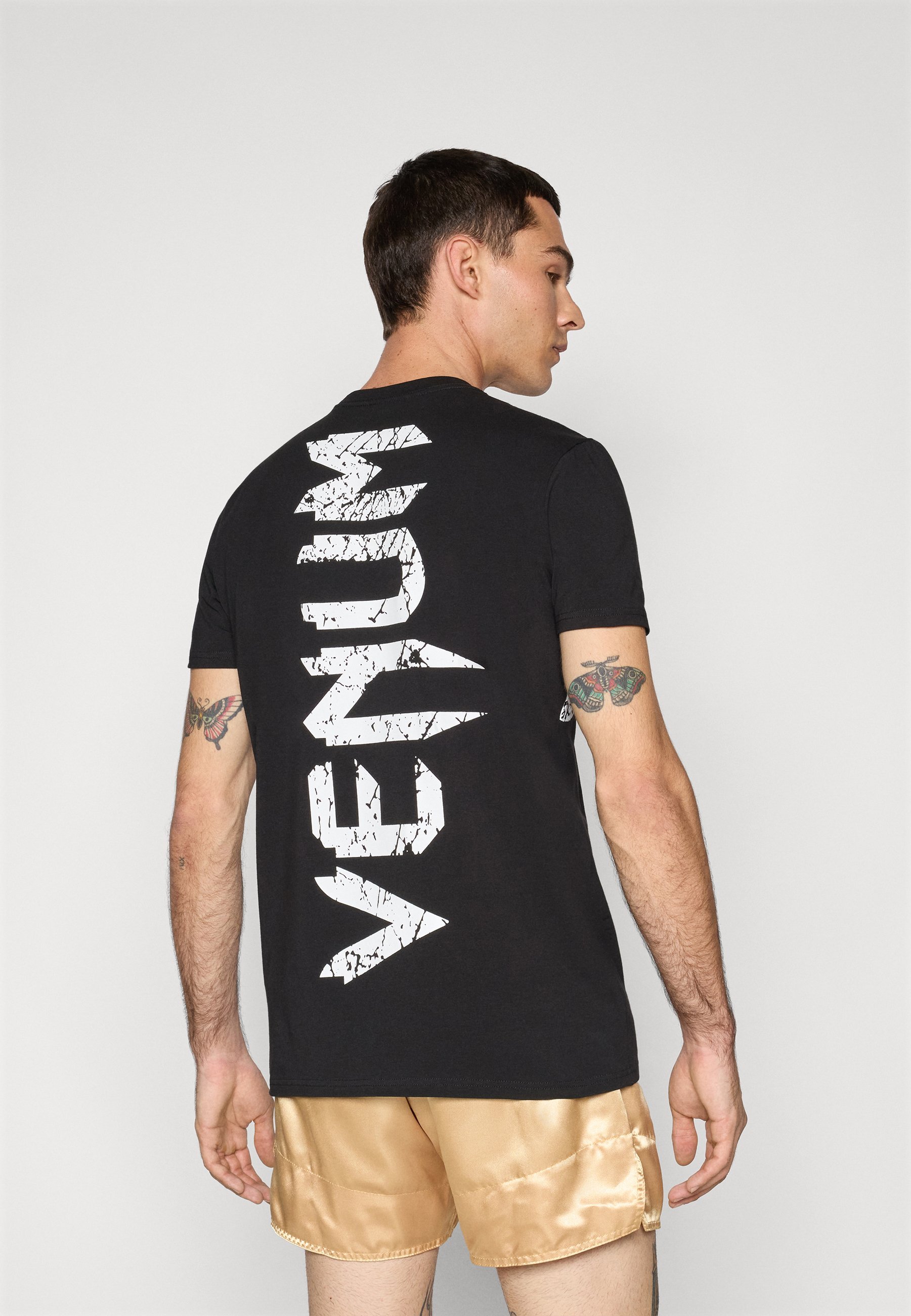 Venum GIANT - Camiseta estampada - preta
