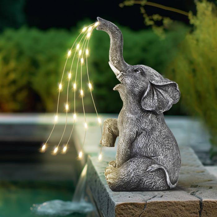 Estatua de elefante LED con energía solar, fabricada en resina, para decoración de jardín con aspersor, 27 cm.