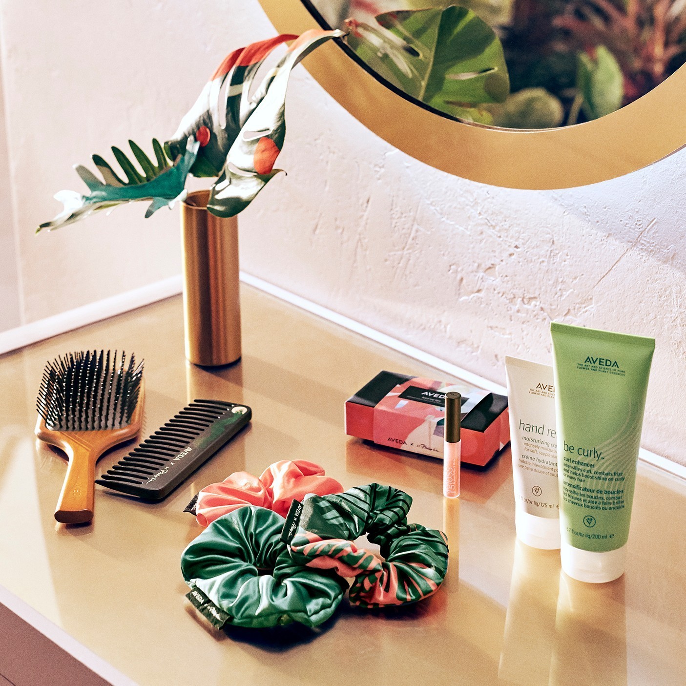 Aveda ravna i četkasta četka za kosu Opulence & Strengthening - 1 komad