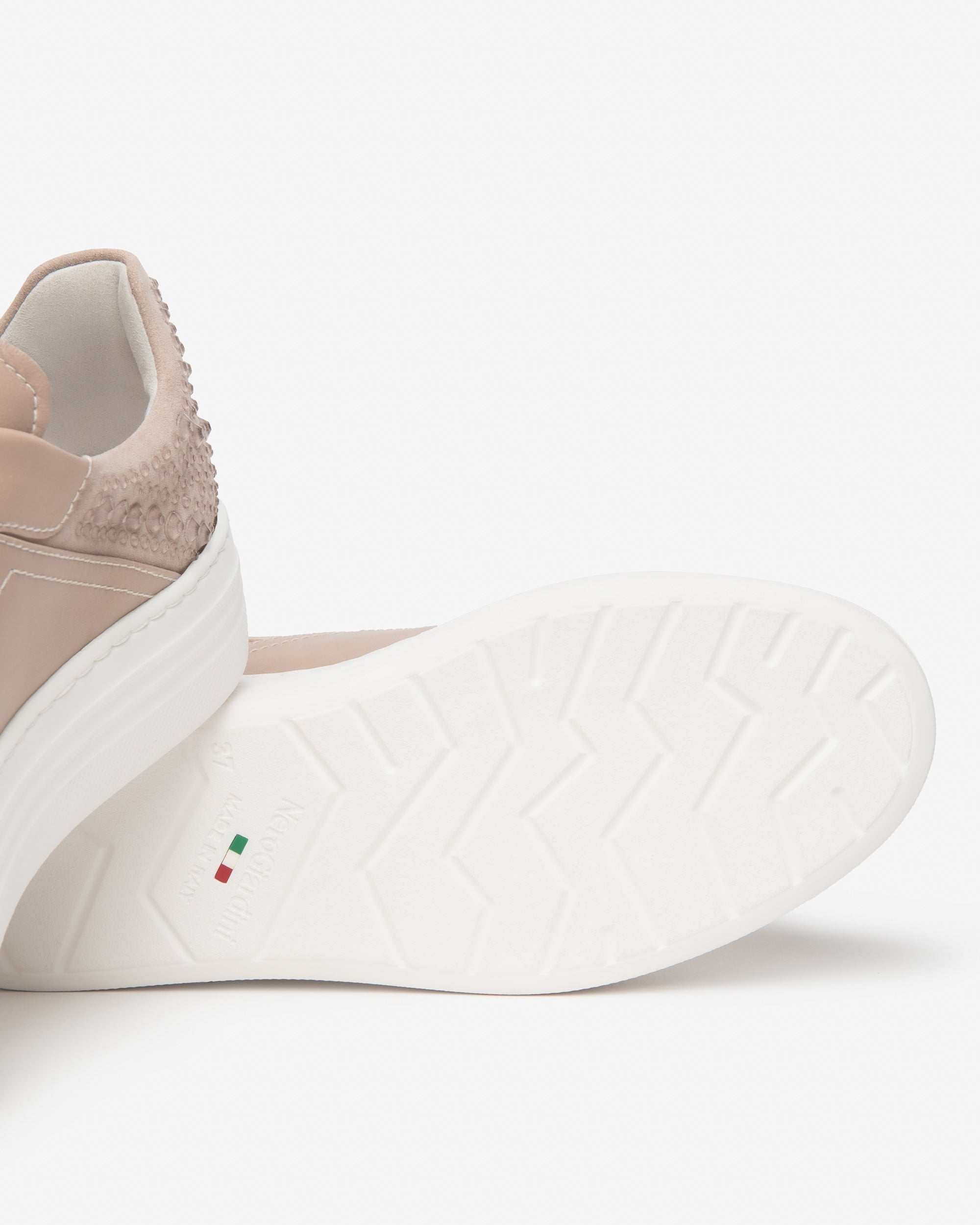 Baskets en cuir et daim pour femmes