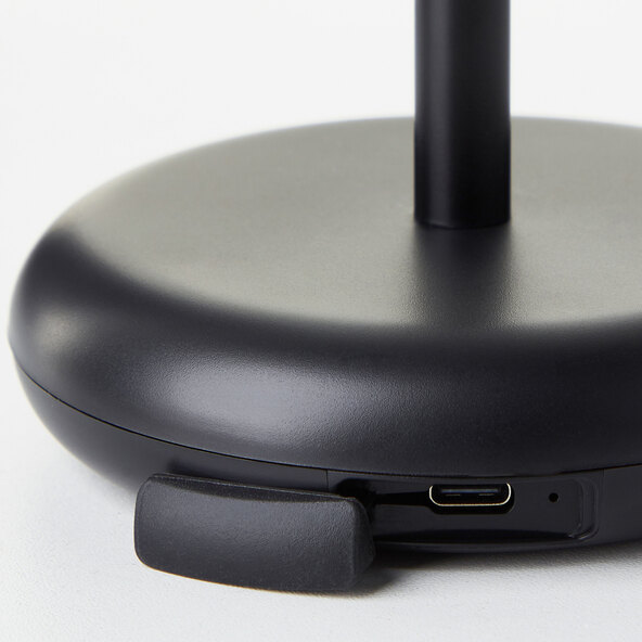 Nevio LED batteridrevet bordlampe, sort
