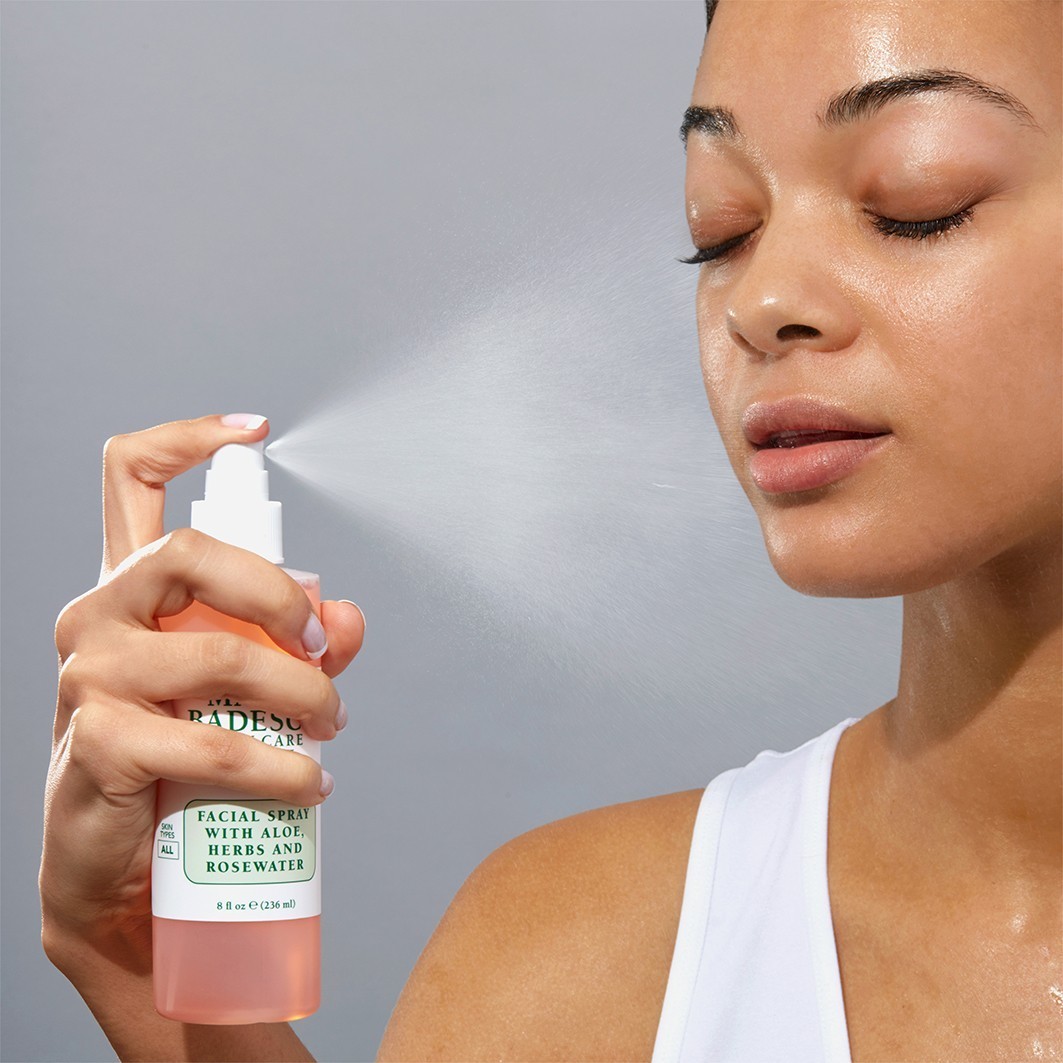 Mario Badescu sprej za tijelo s alojom, biljem i ružinom vodicom - 118 ml