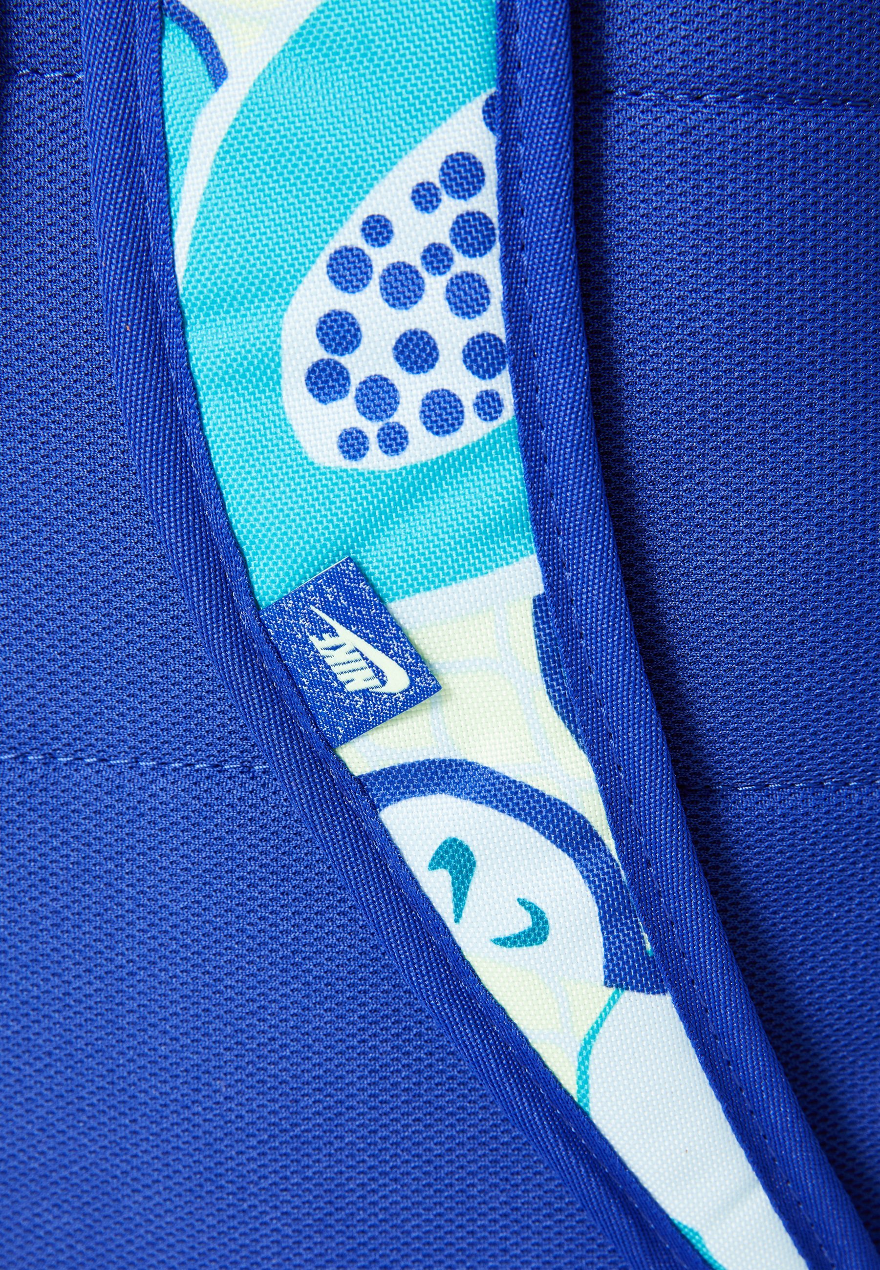Nike Sportswear UNISEX - Federmäppchen - Barely Volt/Deep Night/(Deep Night)