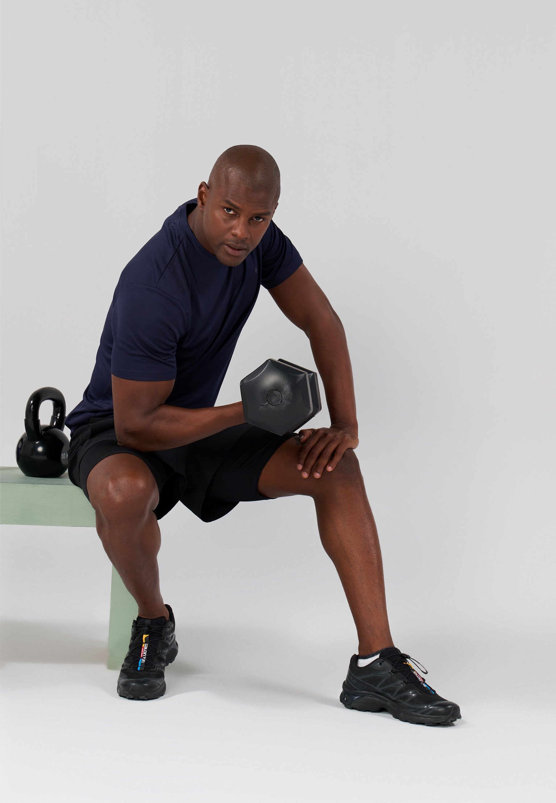 Pier One Sport ESSENTIAL QUICK DRY MESH REGULAR FIT T-SHIRT - Koszulka basic - ciemnoniebieska