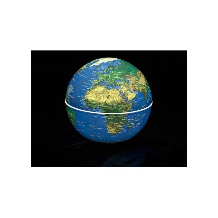 Verlichte zwevende wereldbol EARTH GM op een houten voet van GEOLITE.