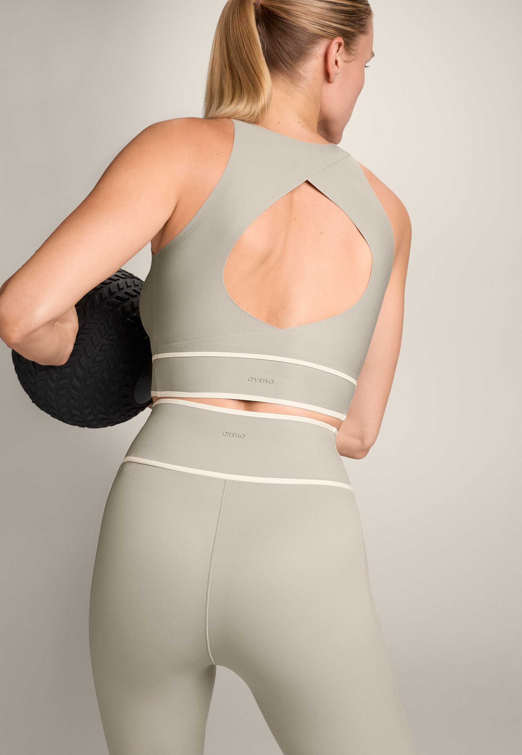 Bande croisée OYSHO PERFECT-ADAPT - Haut - marron