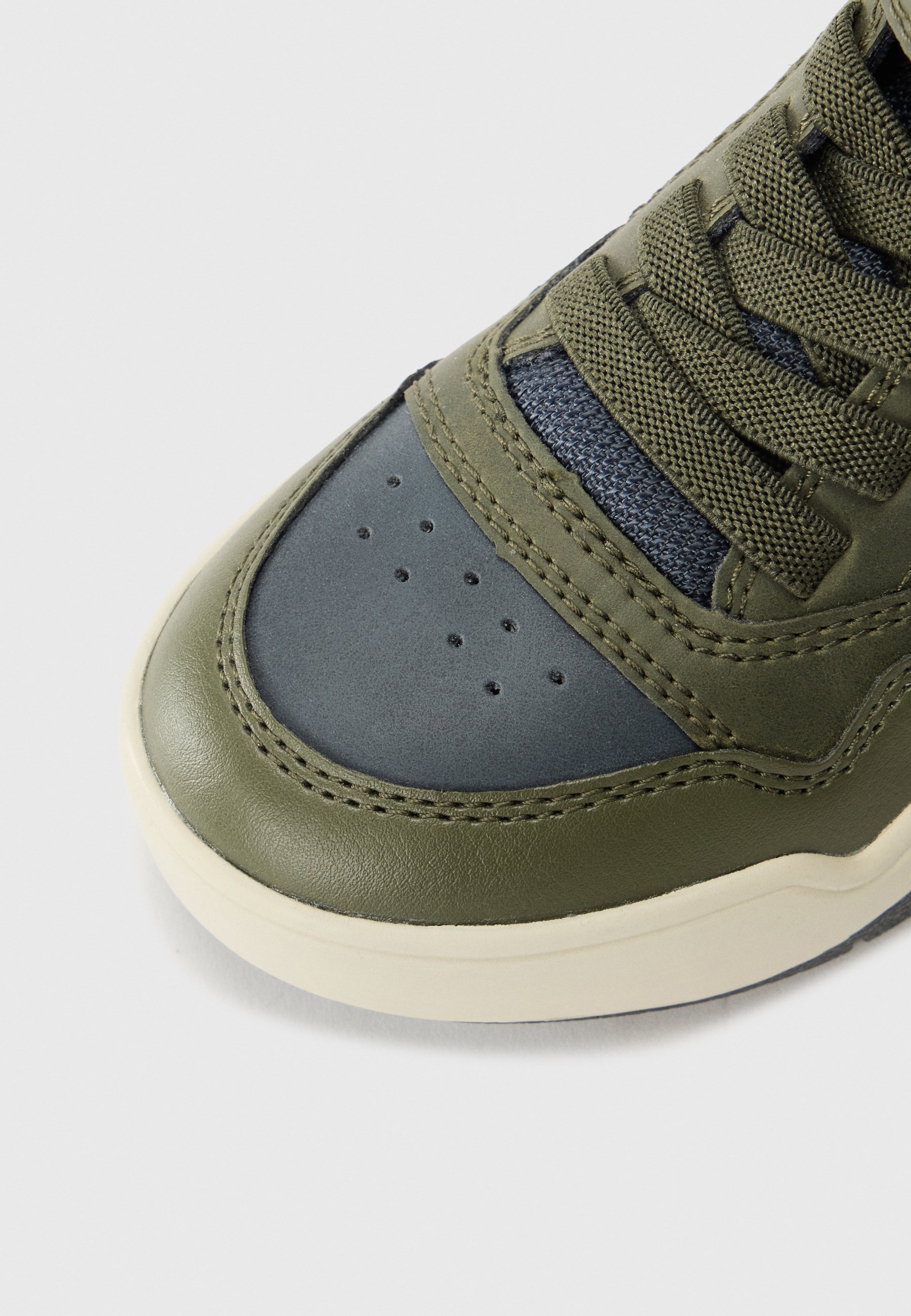 Geox PERTH - Hoge sneakers - militair/marine