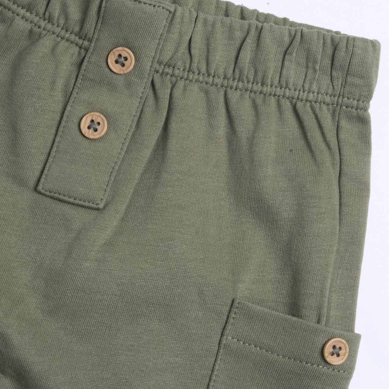 Groene broek met opgestikte zakken