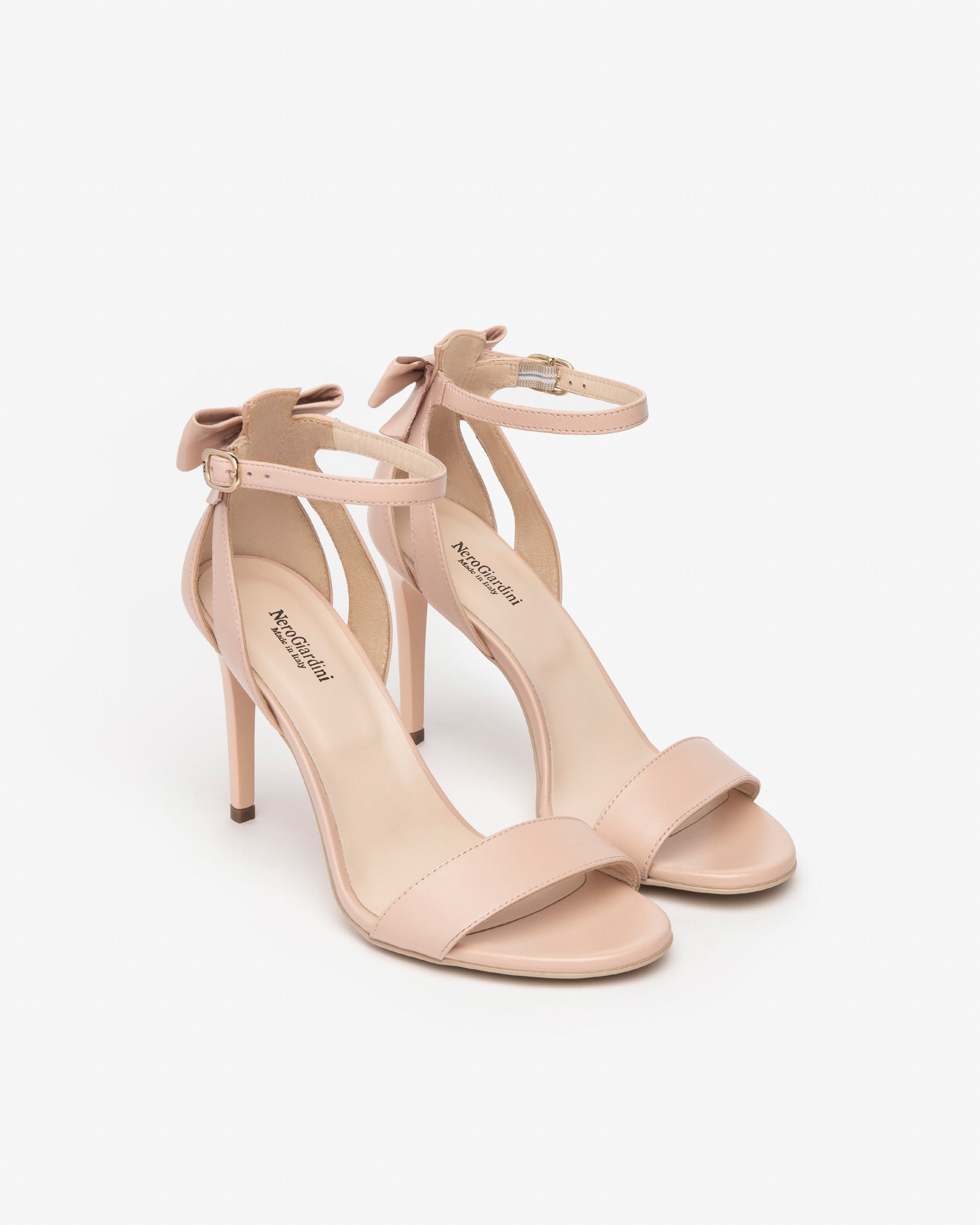  Sandales en cuir pour femmes