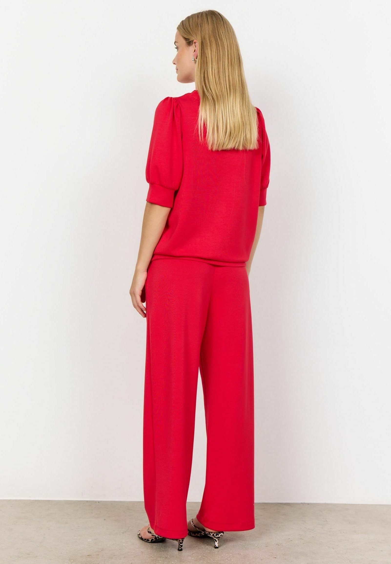 Soyaconcept Sweatshirt - lipstick