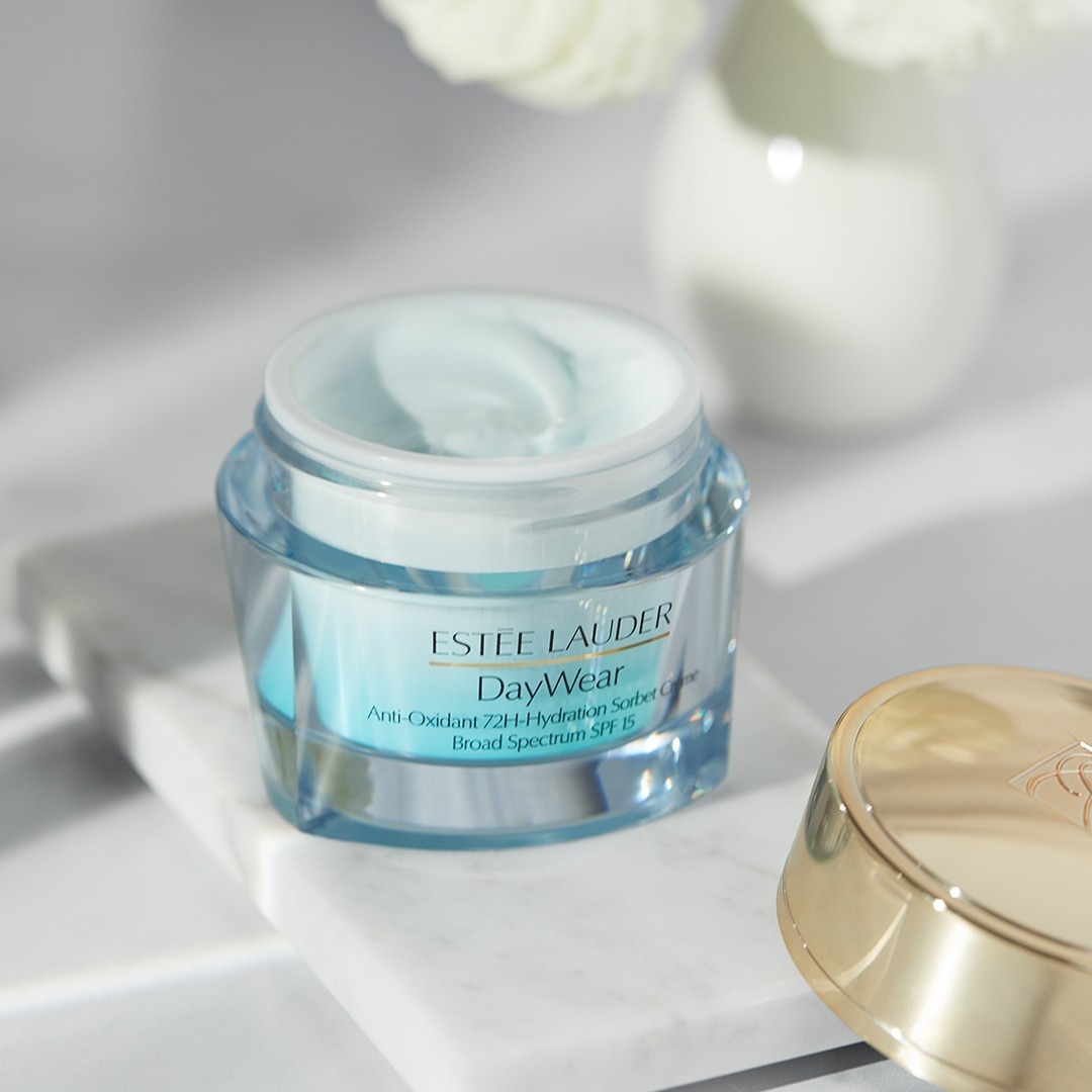 Crema idratante sorbetto antiossidante Estée Lauder Day Wear 72 ore con SPF 15 - 50 ml