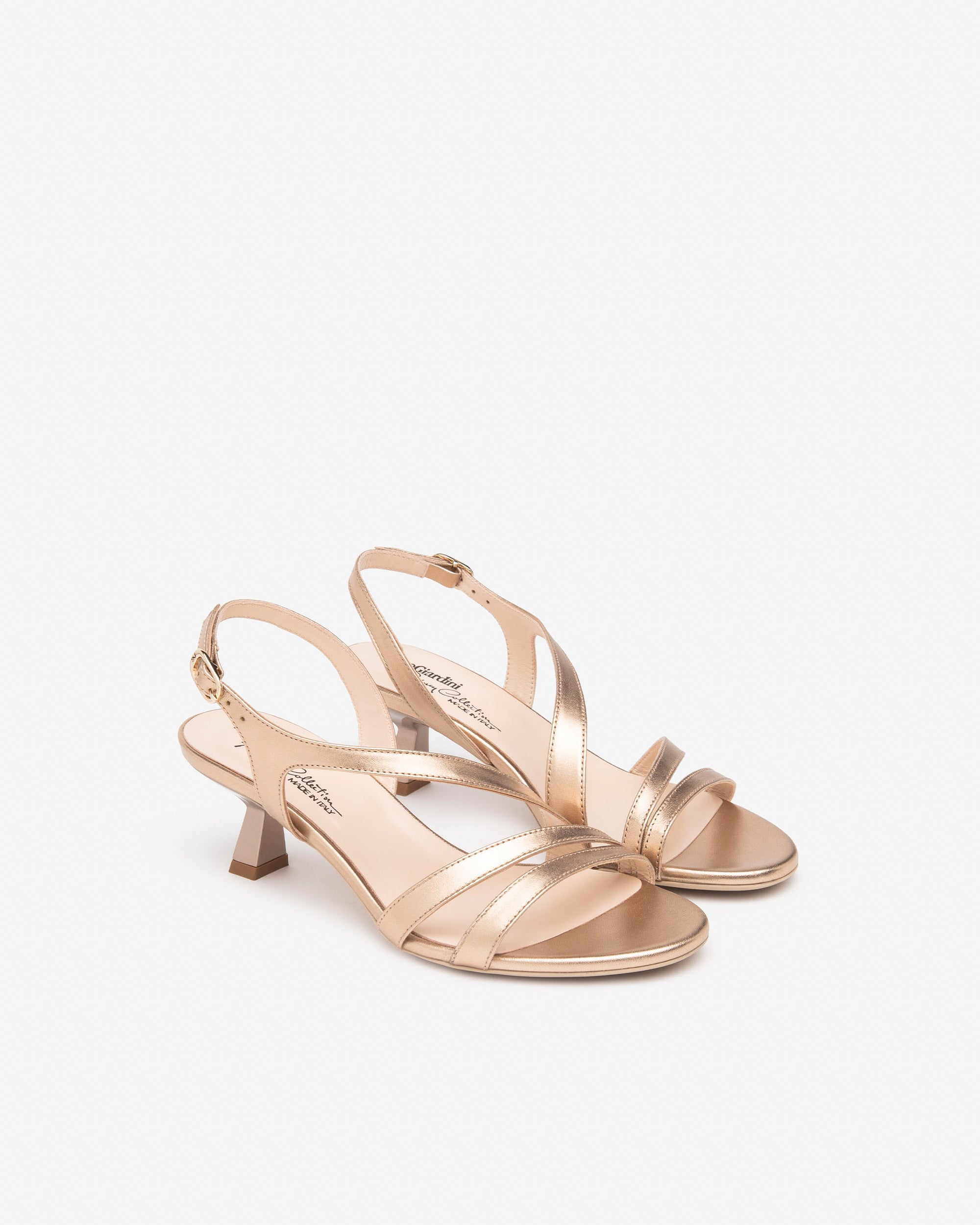  Sandales en cuir pour femmes