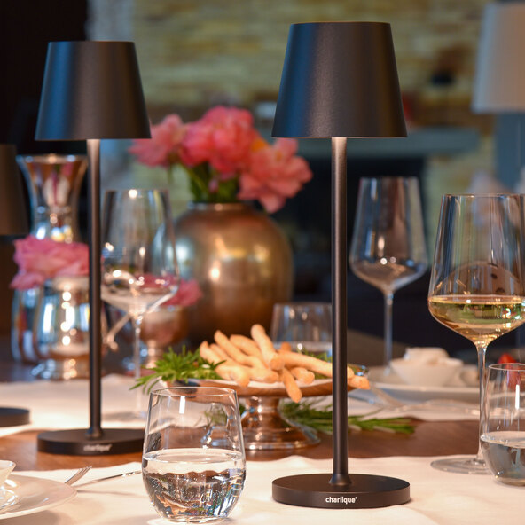 Επαναφορτιζόμενη επιτραπέζια λάμπα LED Dinner Light κλασική, μαύρη