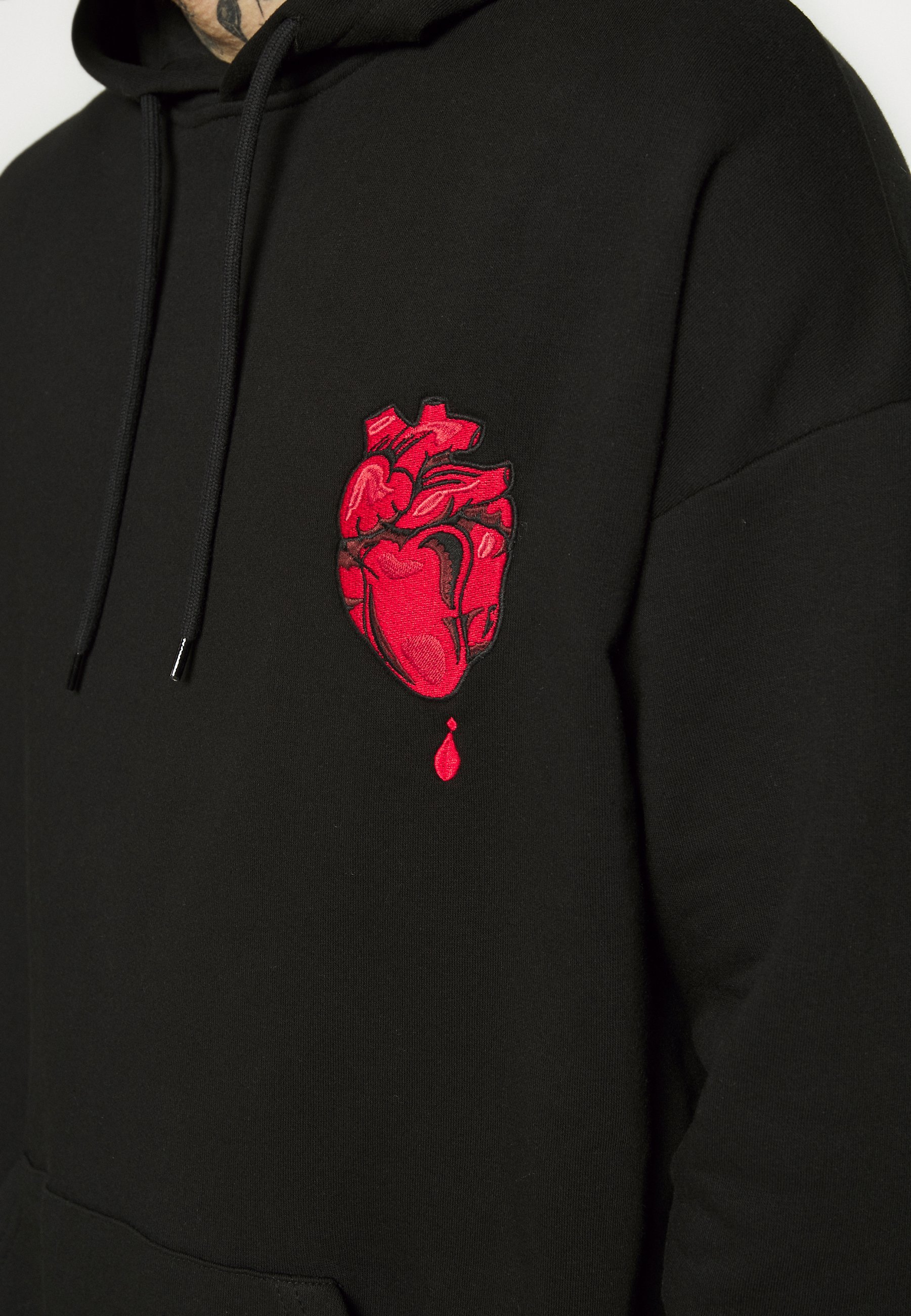 YOURTURN Hoodie - zwart