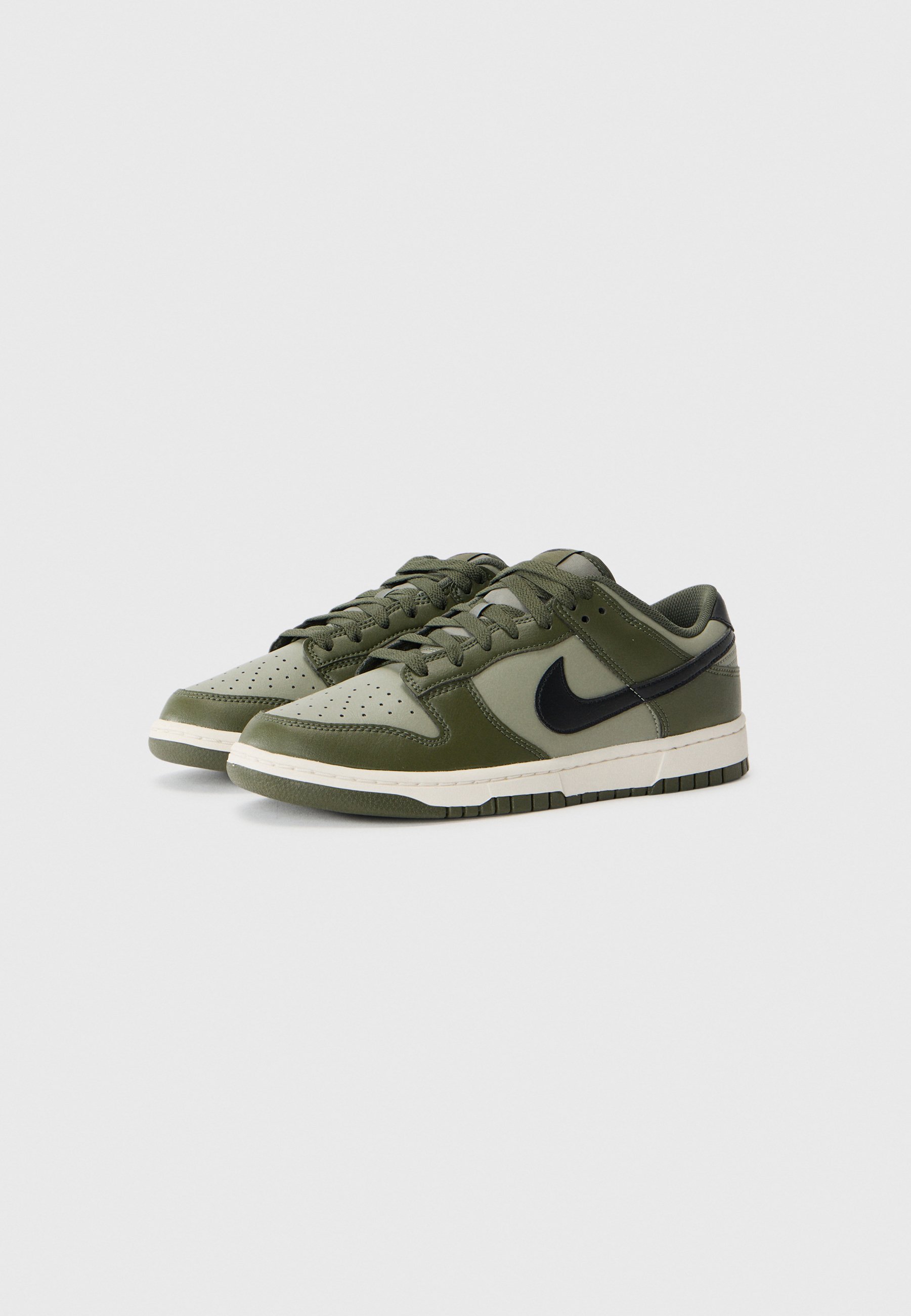 Niskie buty sportowe Nike Sportswear