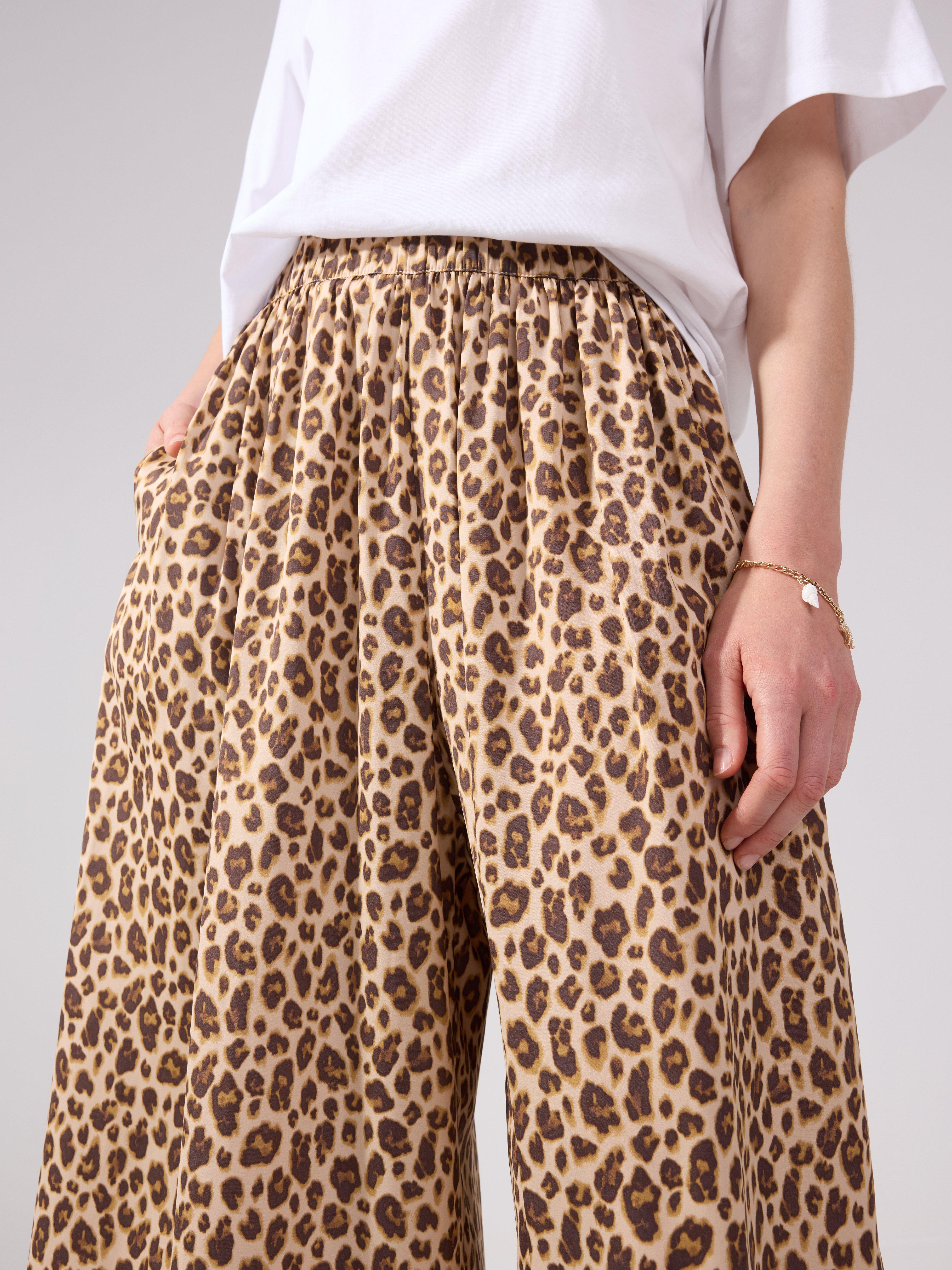Pantaloni bej