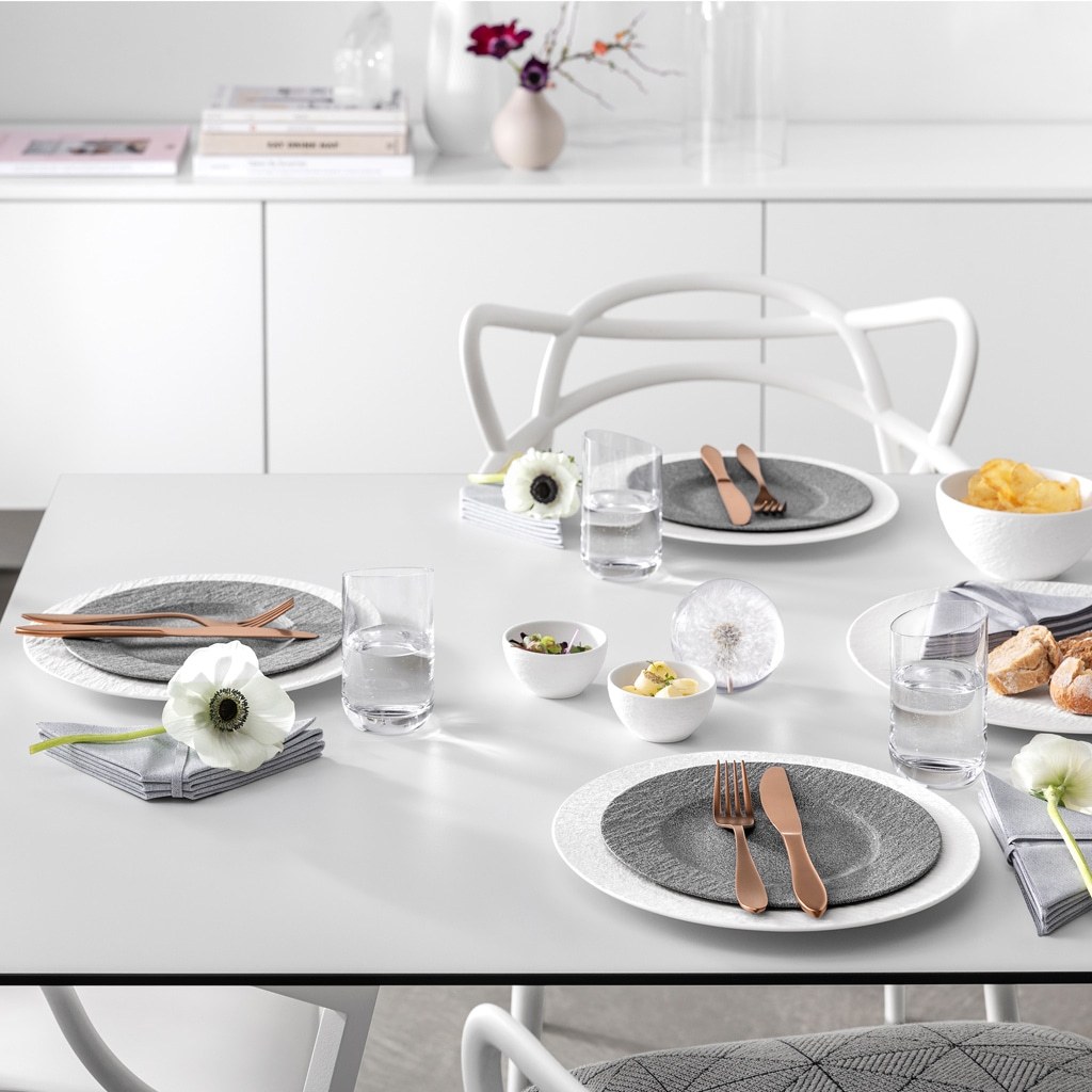Villeroy & Boch galda piederumu komplekts, galda piederumu kaste, 16 daļas, ražoti galda piederumi – 1 daļa