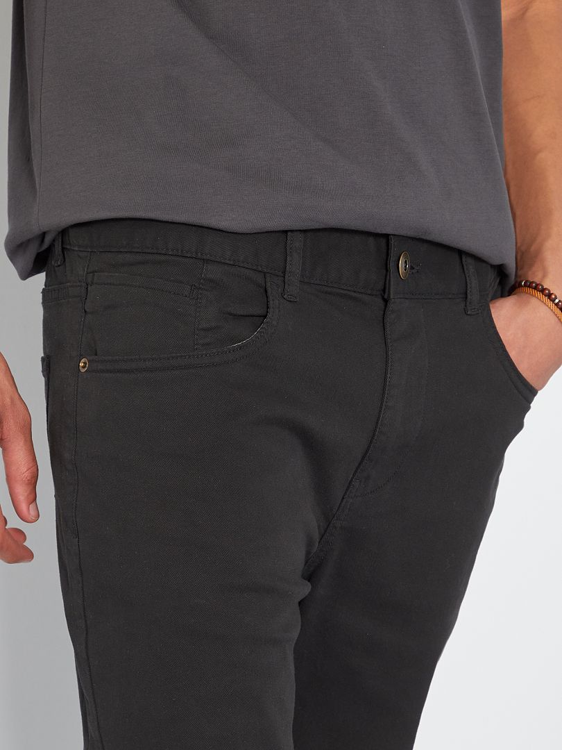 Calça Slim Fit L38 +195cm - Preta