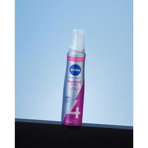NIVEA Diamond Gloss Care Hold 4 Mousse 150ml