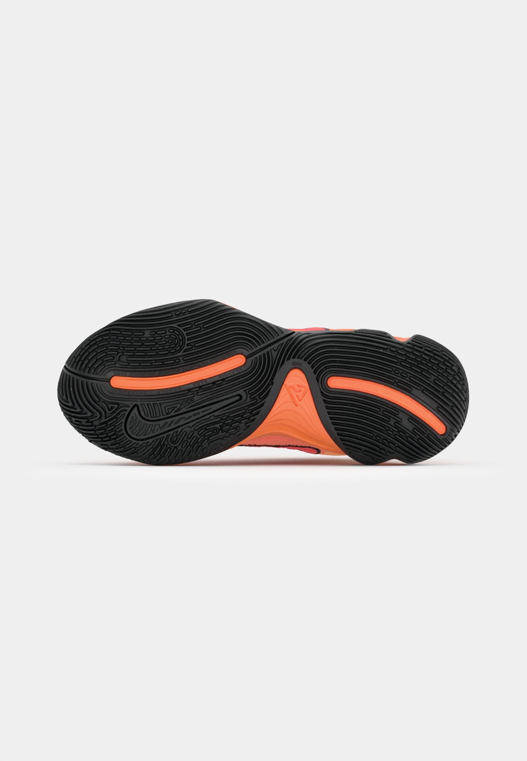 Nike Performance GIANNIS IMMORTALITY 4 - Basketbalové topánky - total orange/bright crimson/black