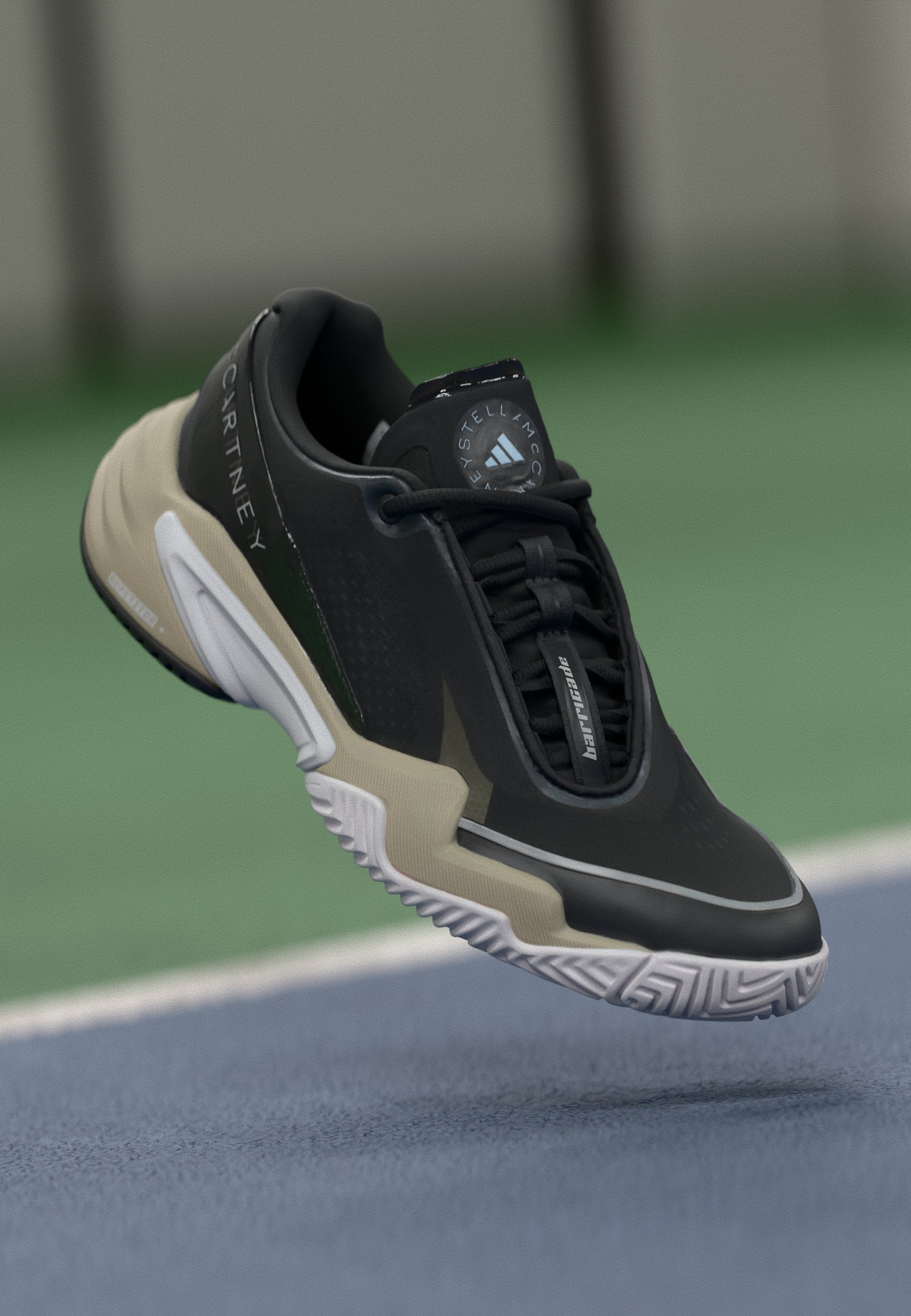 adidas Performance ASMC BARRICADE - Multicourt tennisschoenen - core black/silver metallic/almond milk