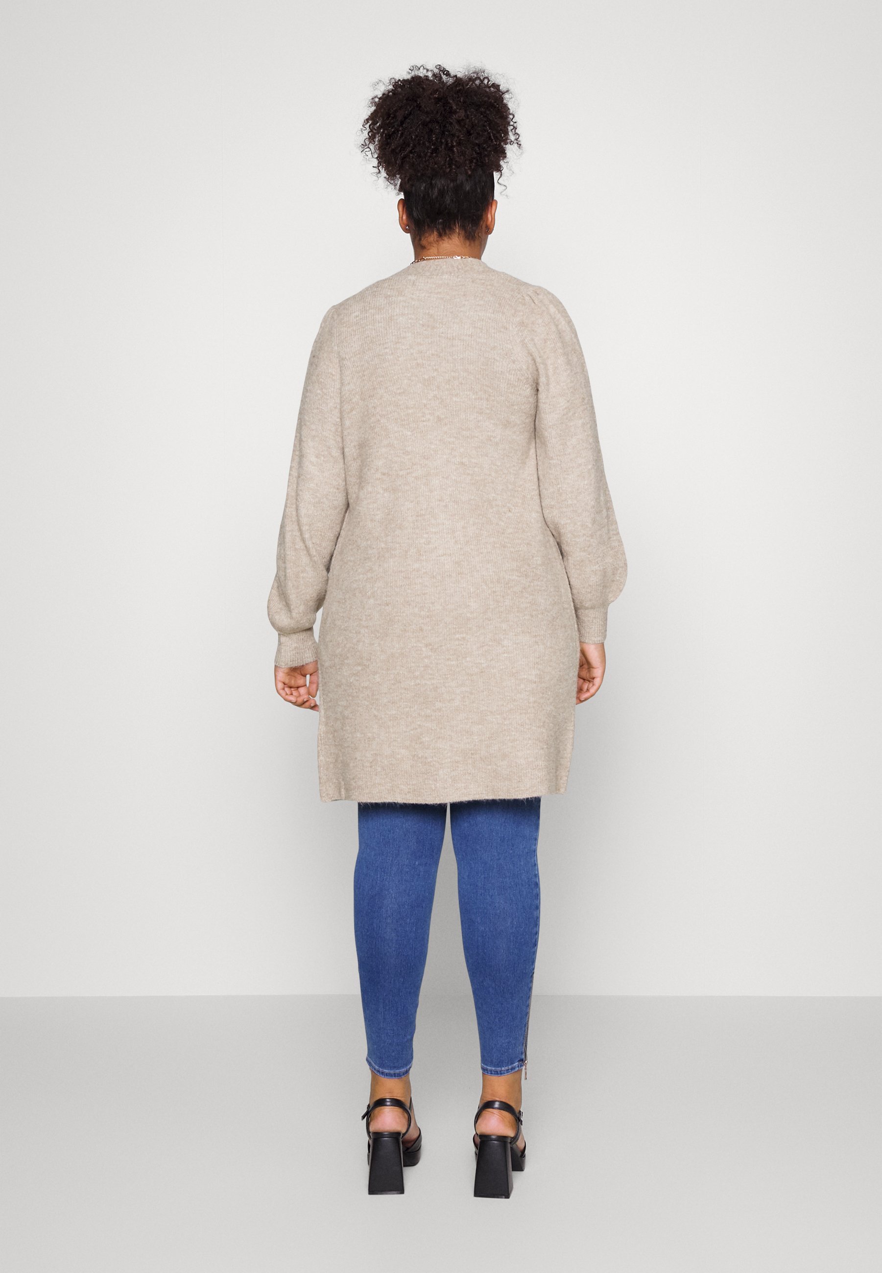 Vero Moda Curve VMRUBELLEFILE CARDIGAN LUNGO - Cardigan - visone argentato