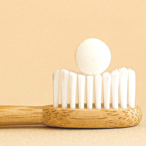 Tiny Truthbrush Bambuszahnbürste für Kinder, 1-Jahres-Packung