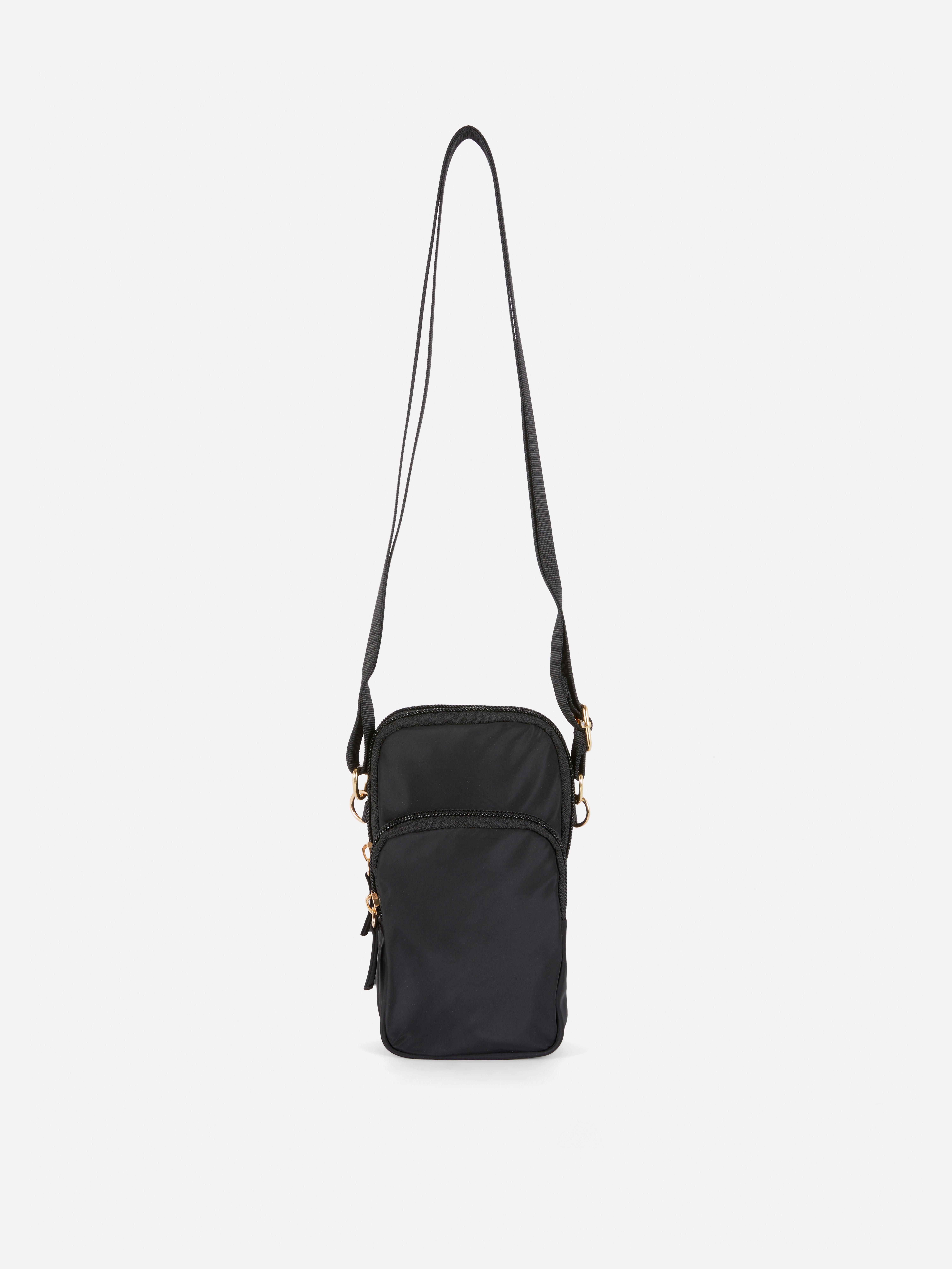 Handytasche mit zwei Fächern. In dieser praktischen Handytasche haben Sie alle wichtigen Dinge immer griffbereit.