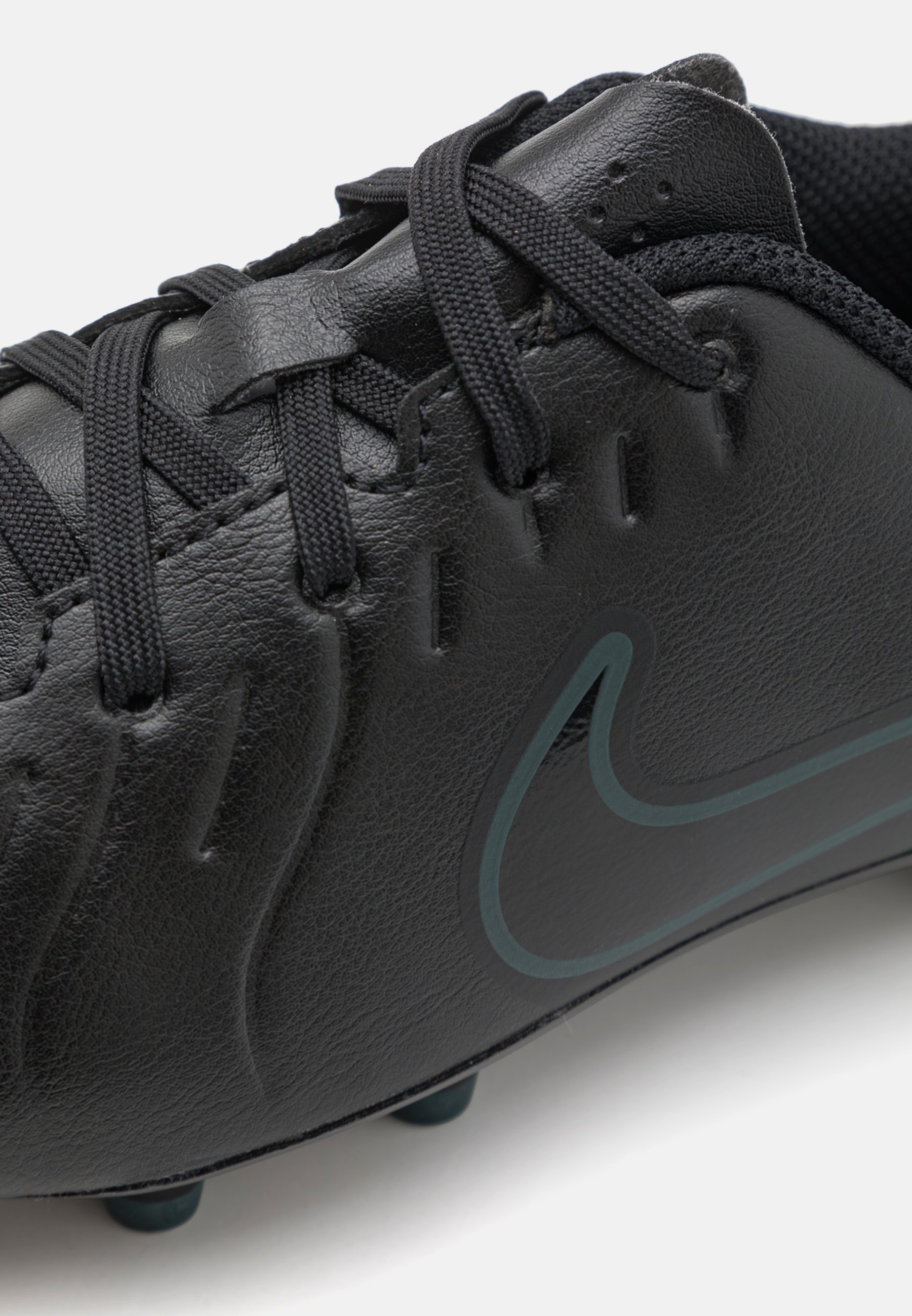 Nike Performance LEGEND 10 CLUB UNISEX - Voetbalschoenen voor stevige ondergrond - zwart/diep jungle