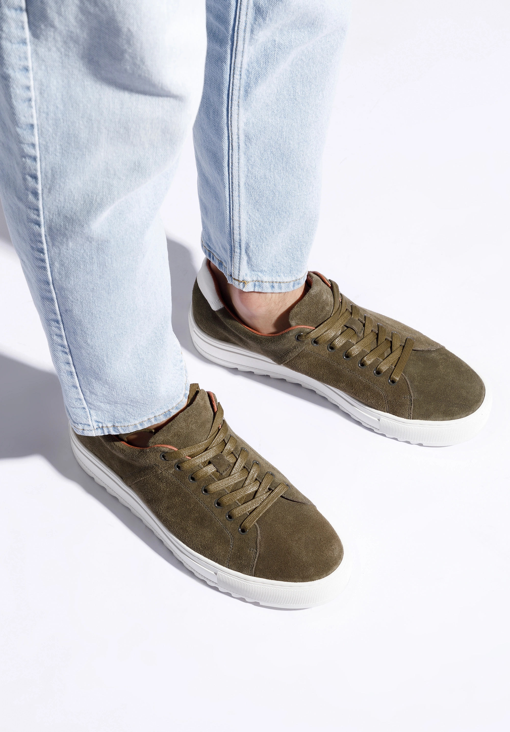 Męskie sneakersy zamszowe na grubej podeszwie zielone