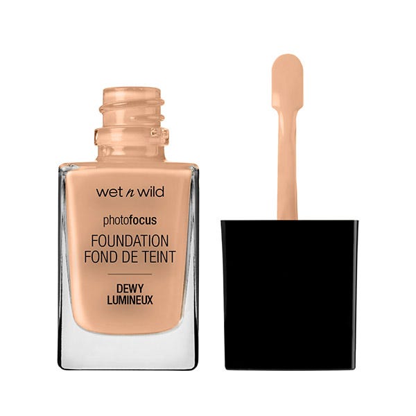 Foundation Photo Focus Dewy