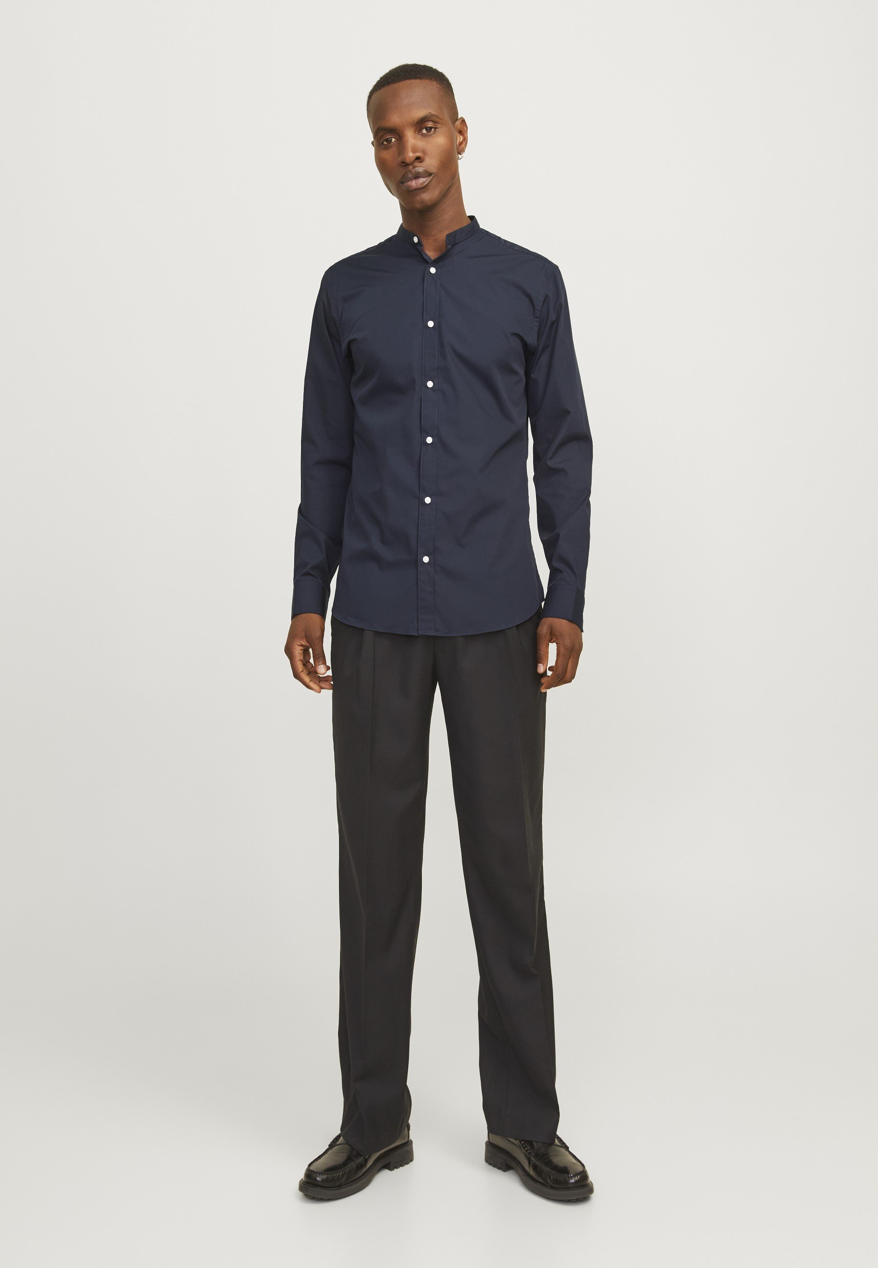 Jack & Jones JJJOE SHIRT EFFEN MAO - Shirt - marineblauwe blazer