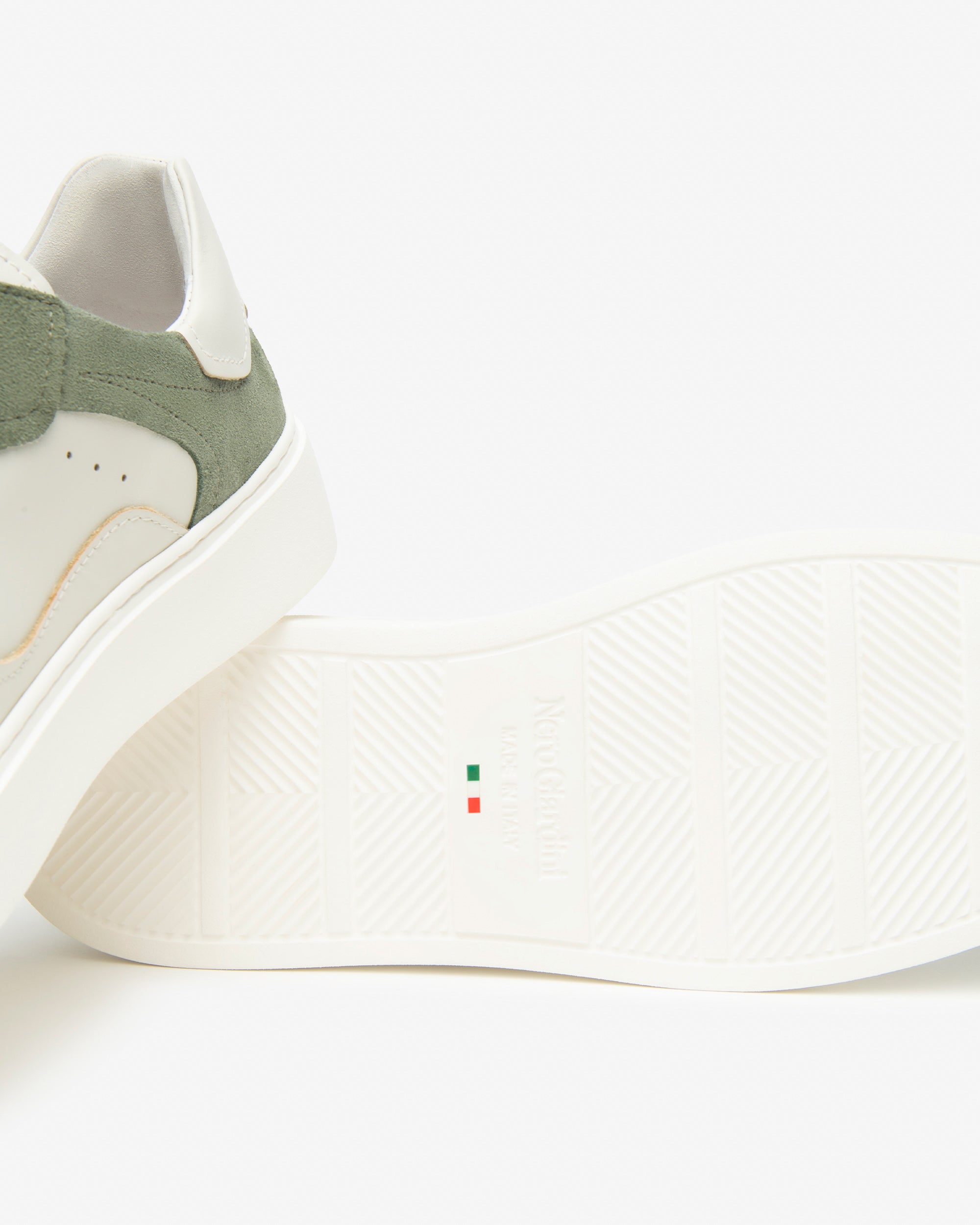 Herren-Sneaker aus Leder und Wildleder