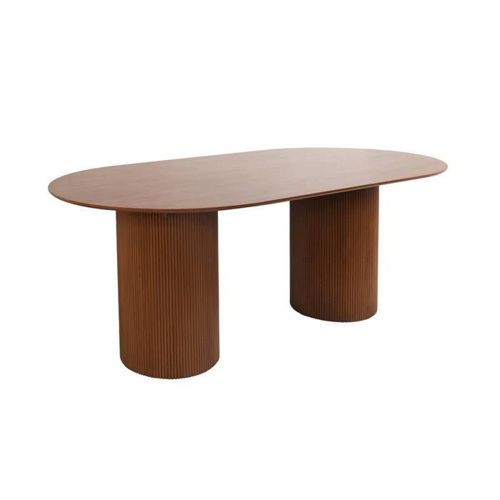 Mesa de comedor rectangular FARO con decoración de madera tallada, con capacidad para 4-6 personas.