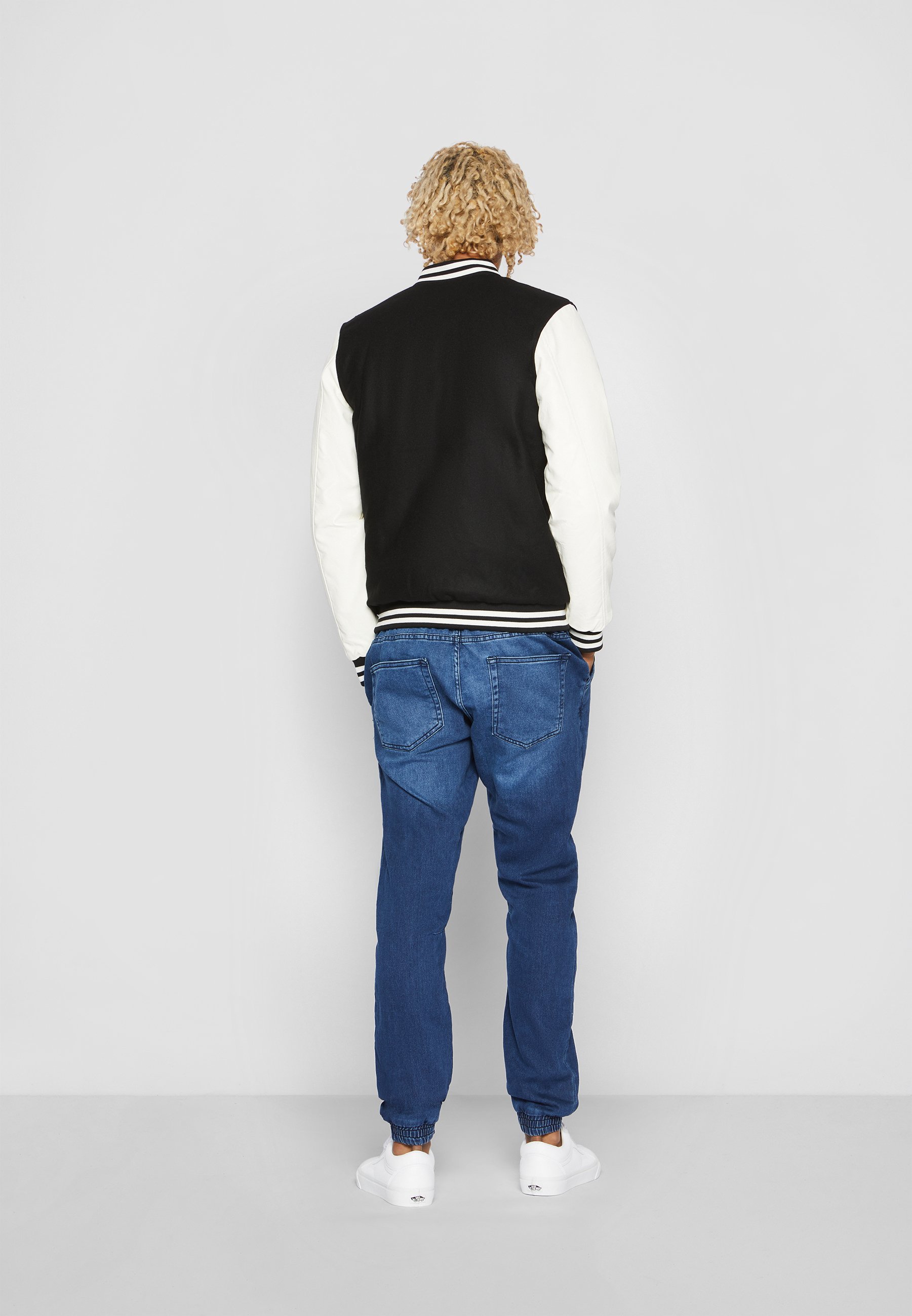 Urban Classics OLDSCHOOL COLLEGE - Giacca bomber - nero/bianco