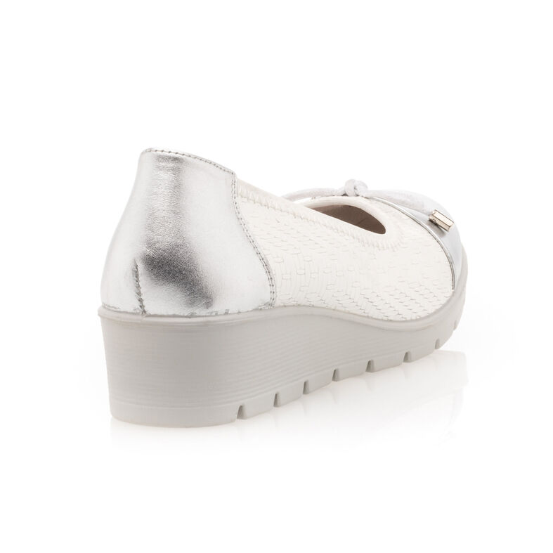 Women's White Comfort Shoes